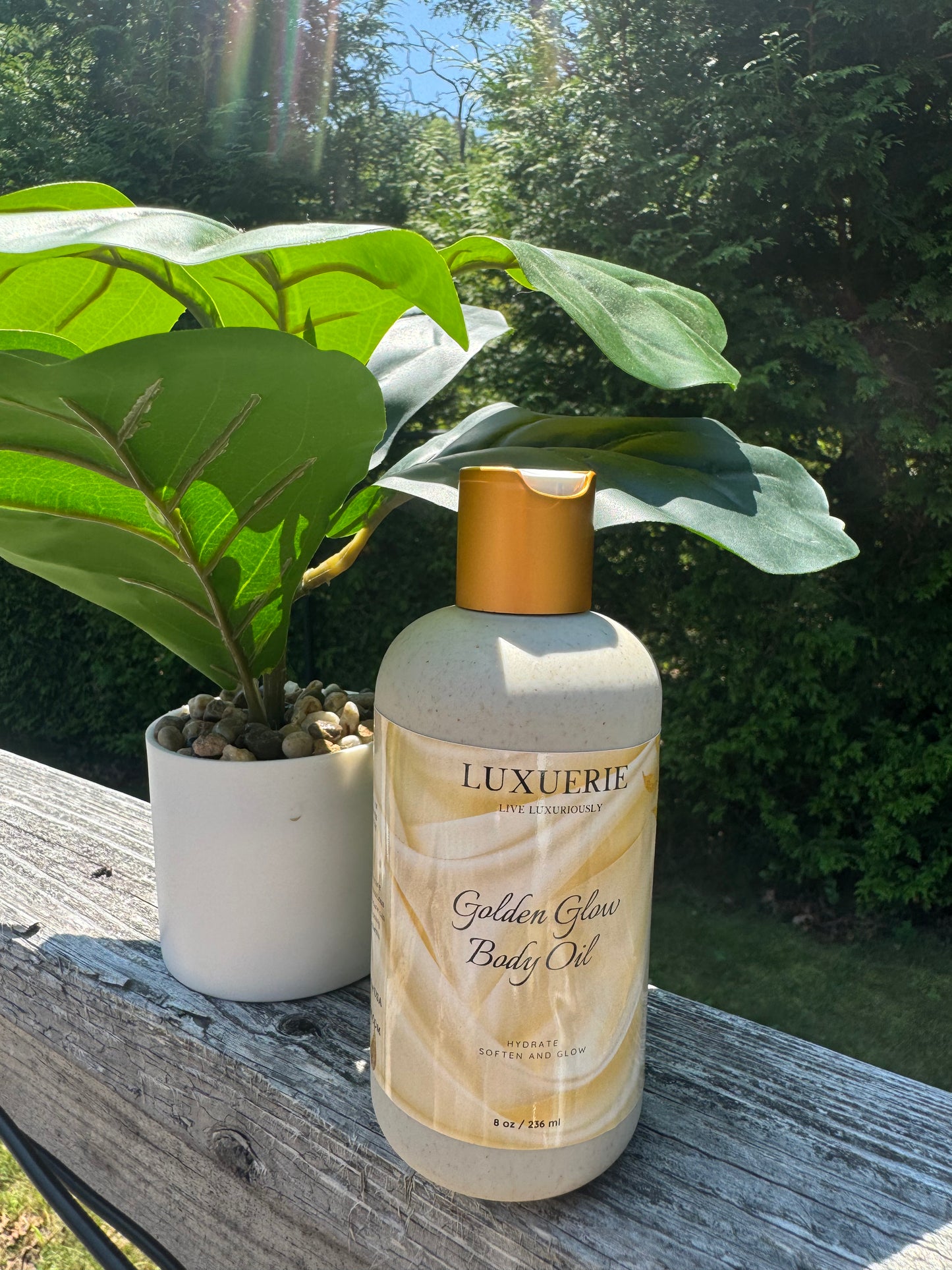 Luxuerie Golden Glow Body Oil Large