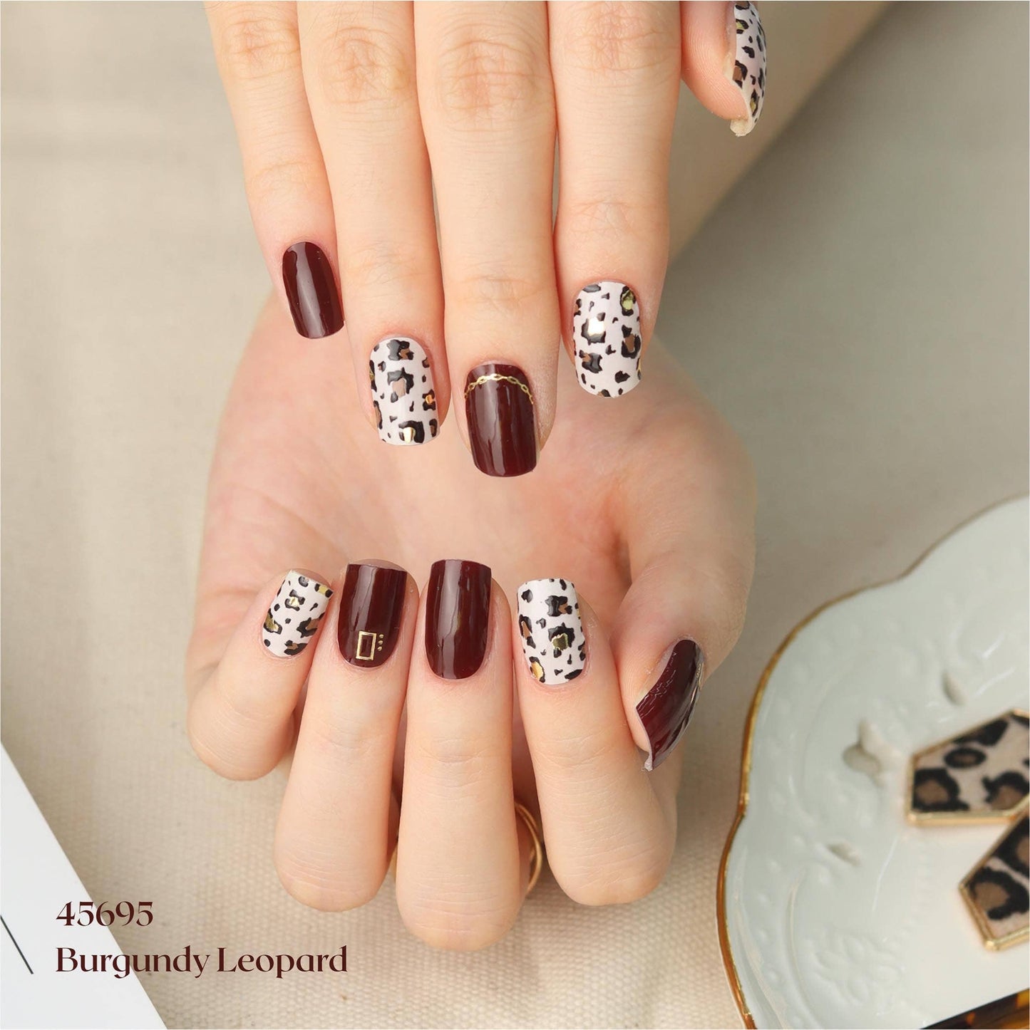 GEL NAIL STRIPS - 45695 Burgundy Leopard